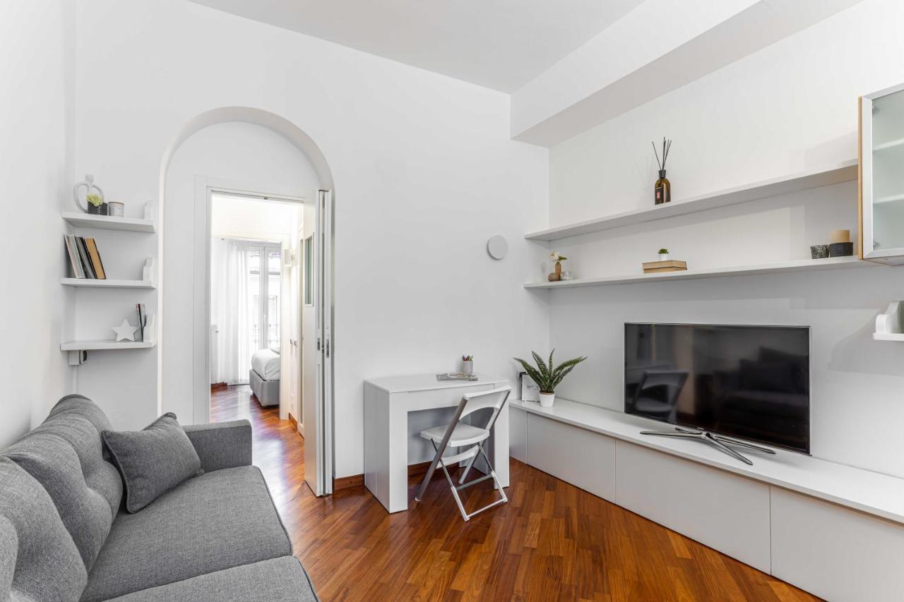 Apartament Joivy Charming Flat Near Duomo Di Milano Zewnętrze zdjęcie